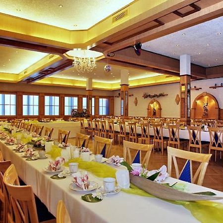 Weinhotel Goger Sand ภายนอก รูปภาพ