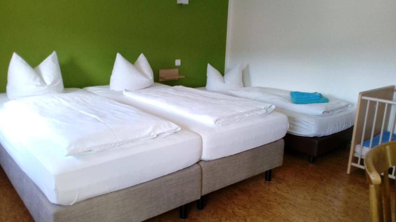 Weinhotel Goger Sand ภายนอก รูปภาพ